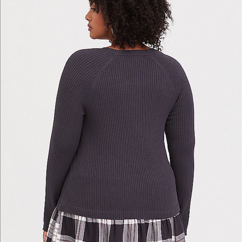Nwt Torrid Grey Pullover Sweater layered - Picture 2 of 5